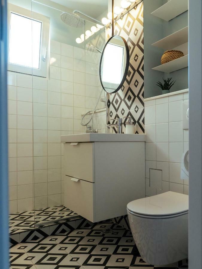 Parklake Design Apartment - Fabulous View - Netflix Bukareszt Zewnętrze zdjęcie